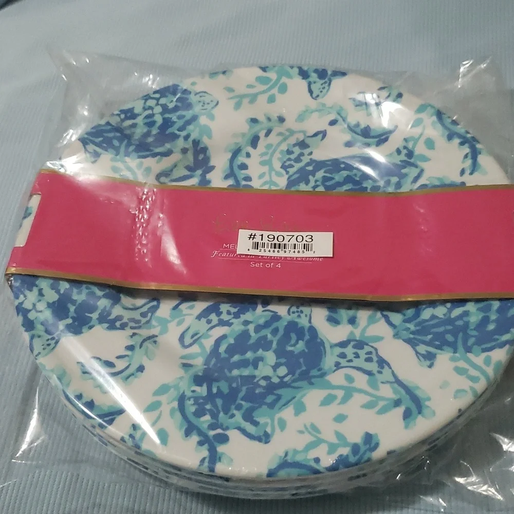 Lilly Pulitzer Kaleidoscope Coral 4-Piece​​ Melamine Plate Set